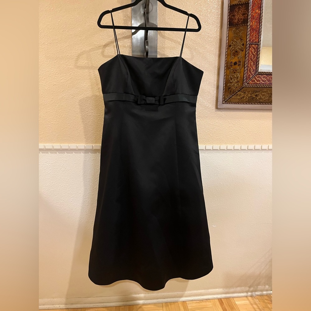 David's Bridal black satin formal / evening dress/ bridesmaids / Prom. Sz 14-16 - Picture 6 of 13